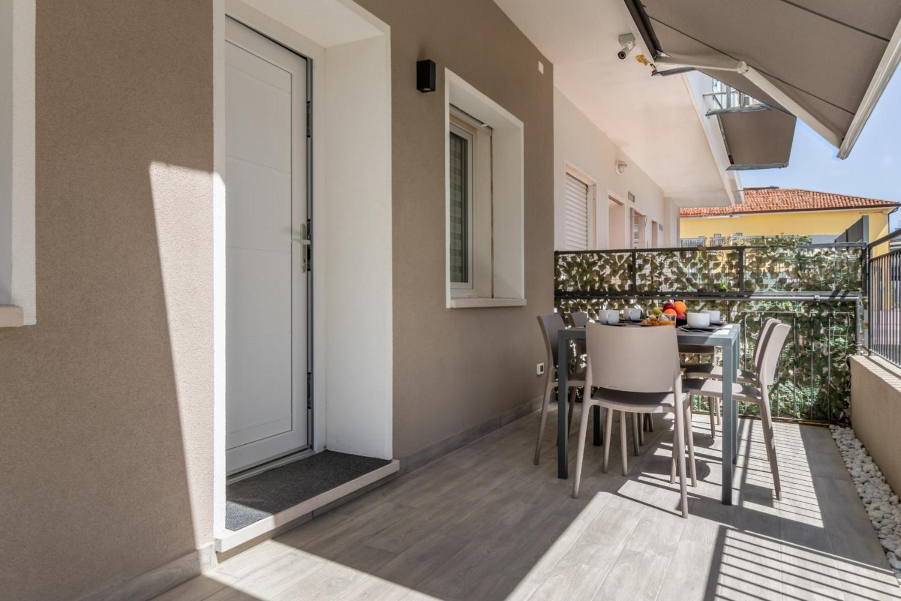 Gigi House Appartamento Piazza Mazzini 300M Dal Mare ليدو دي يسولو المظهر الخارجي الصورة