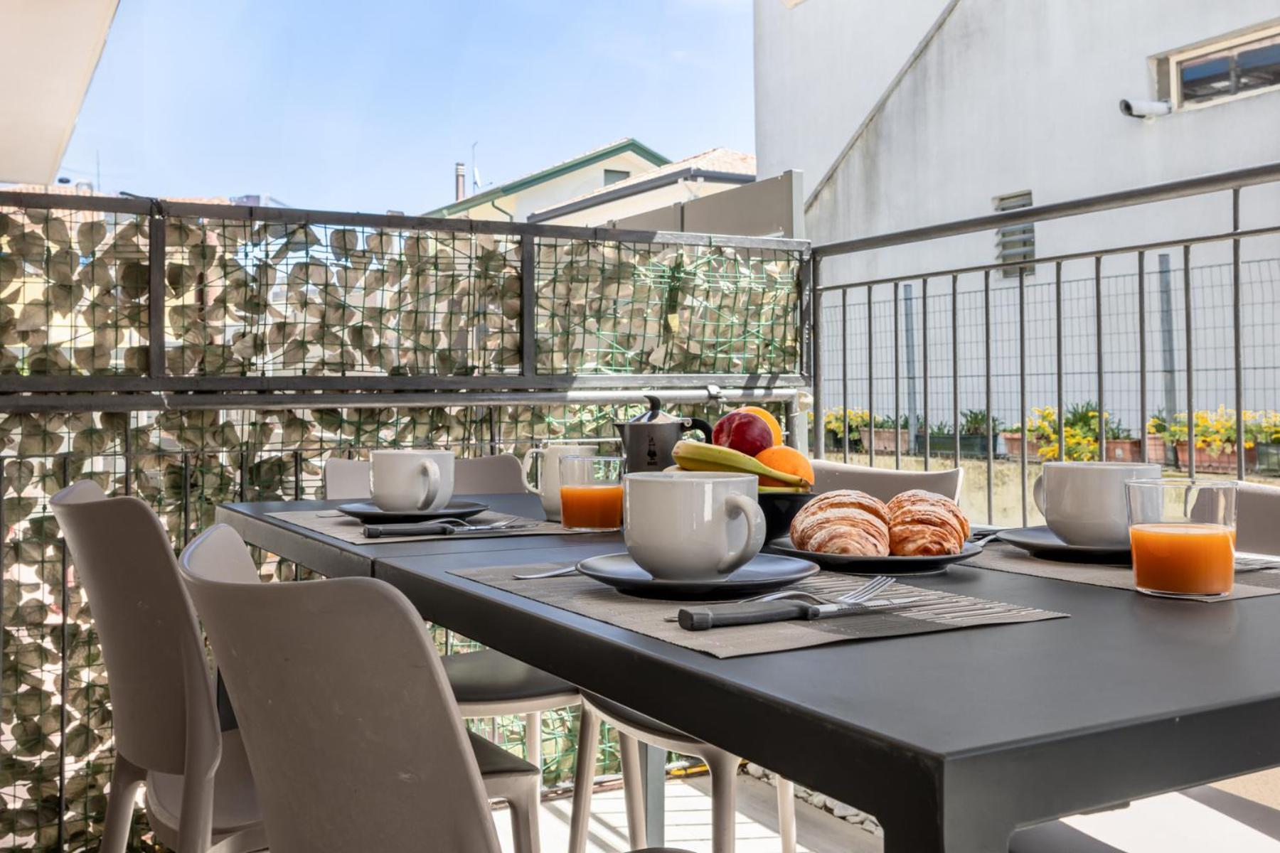 Gigi House Appartamento Piazza Mazzini 300M Dal Mare ليدو دي يسولو المظهر الخارجي الصورة