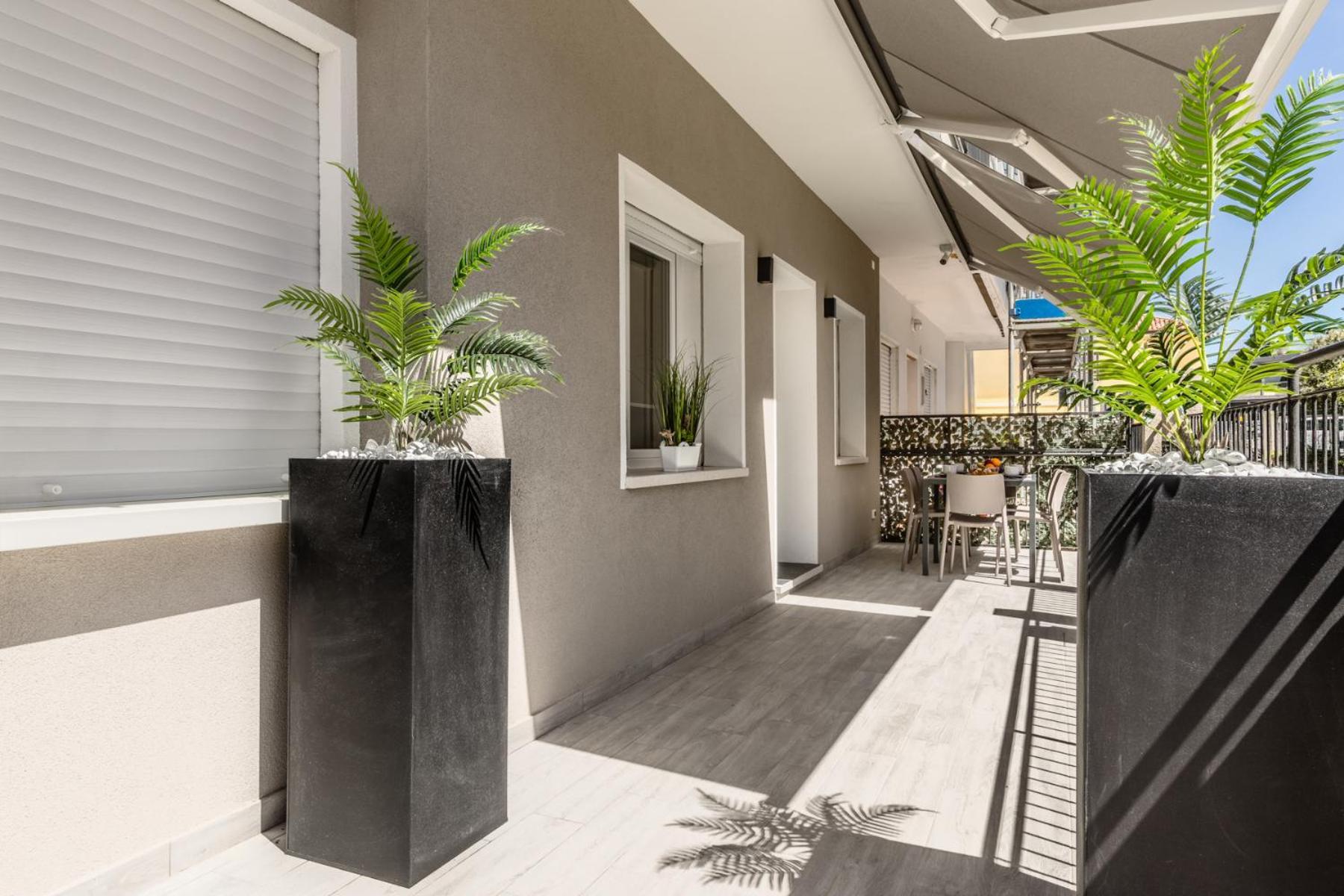 Gigi House Appartamento Piazza Mazzini 300M Dal Mare ليدو دي يسولو المظهر الخارجي الصورة